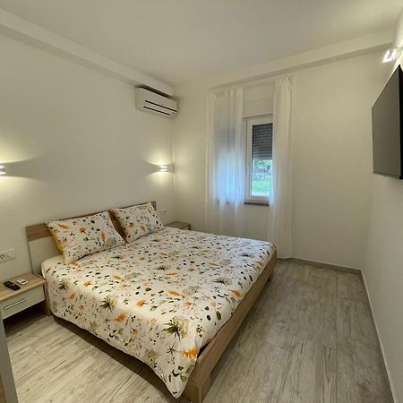 Apartments Demarin Medulin Extérieur photo